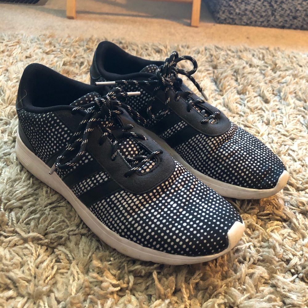 Adidas Sneakers